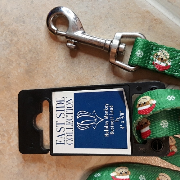 HP🐶 East Side Collection Holiday Monkey Business Lead - Picture 3 of 5